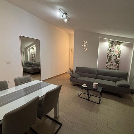 Apartman Sunny Vacay Kaštela Εξωτερικό φωτογραφία