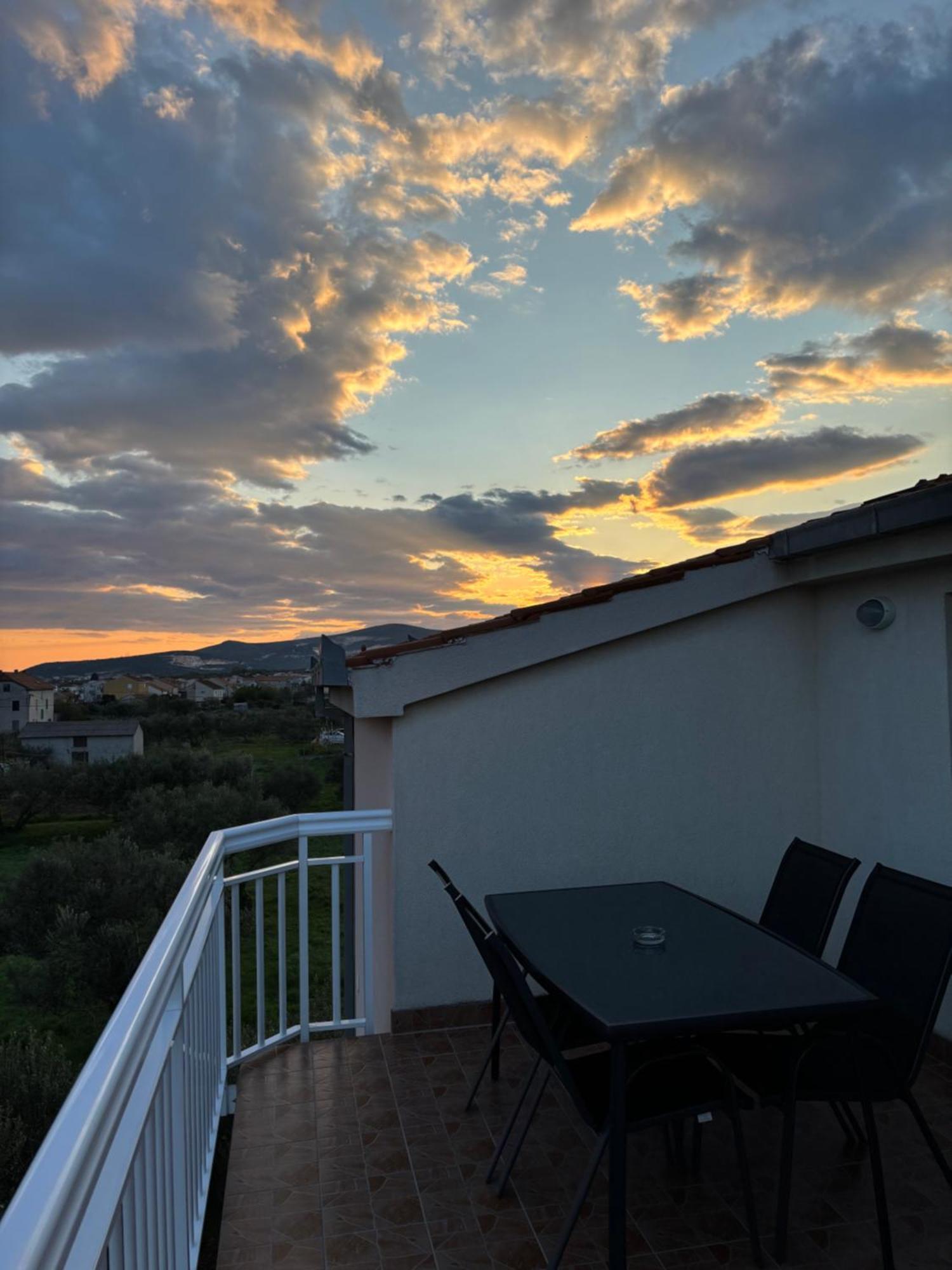 Apartman Sunny Vacay Kaštela Εξωτερικό φωτογραφία